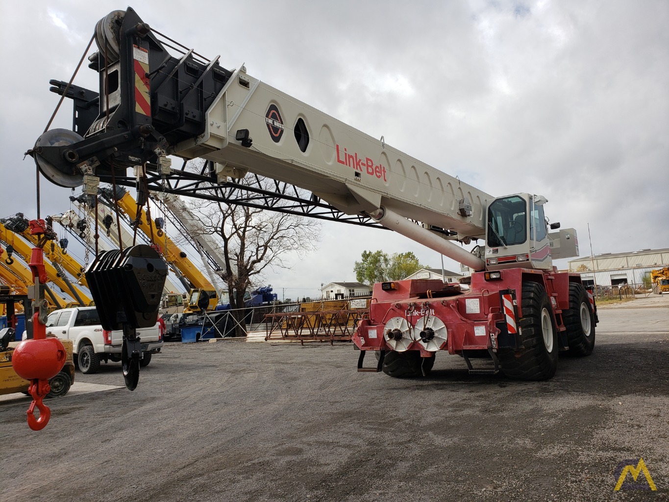 Link-Belt RTC-8065 65-ton Rough Terrain Crane 6