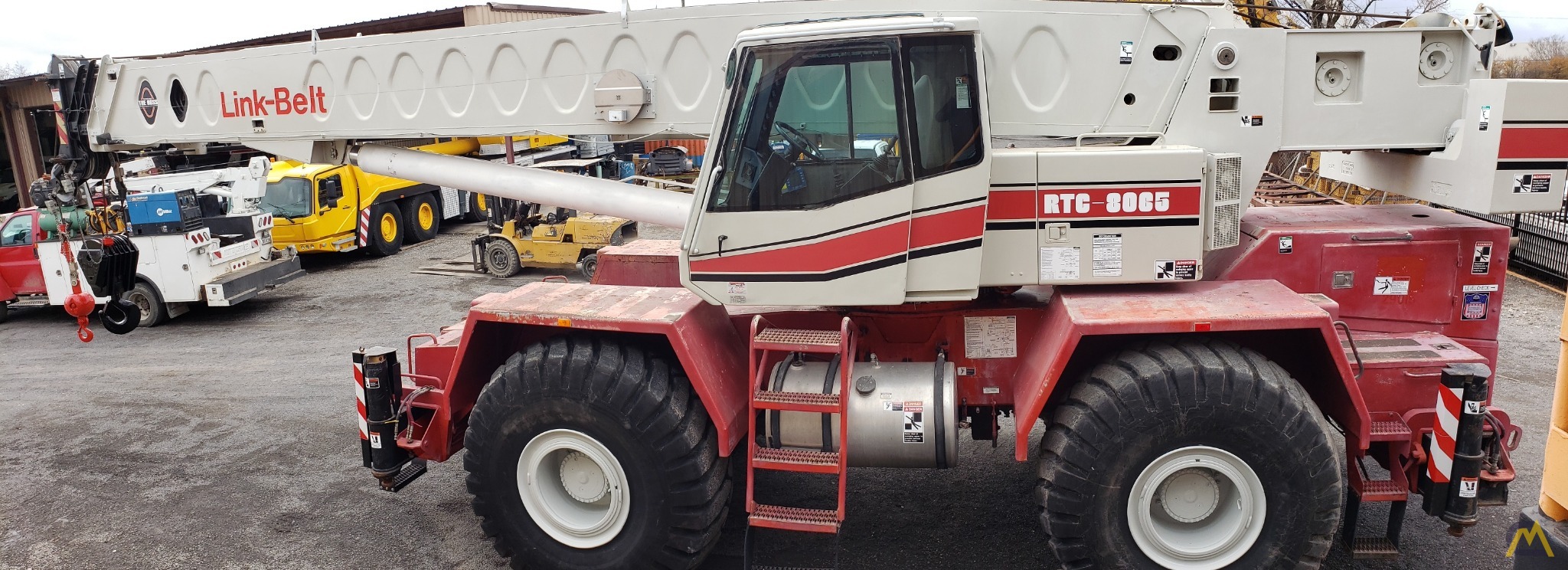 Link-Belt RTC-8065 65-ton Rough Terrain Crane 7