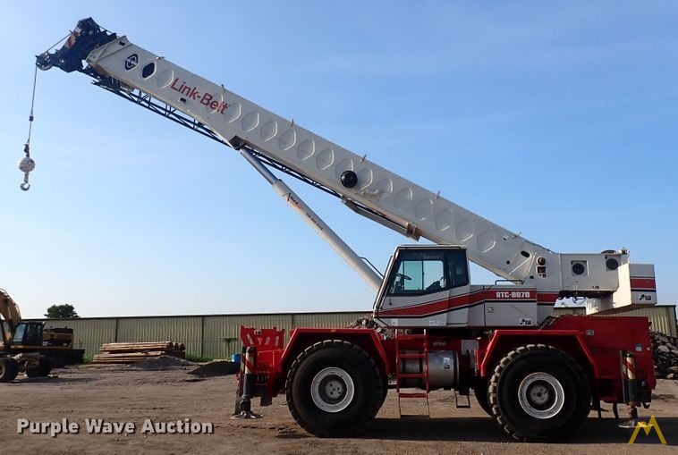 Link-Belt RTC-8070 70-ton Rough Terrain Crane 0