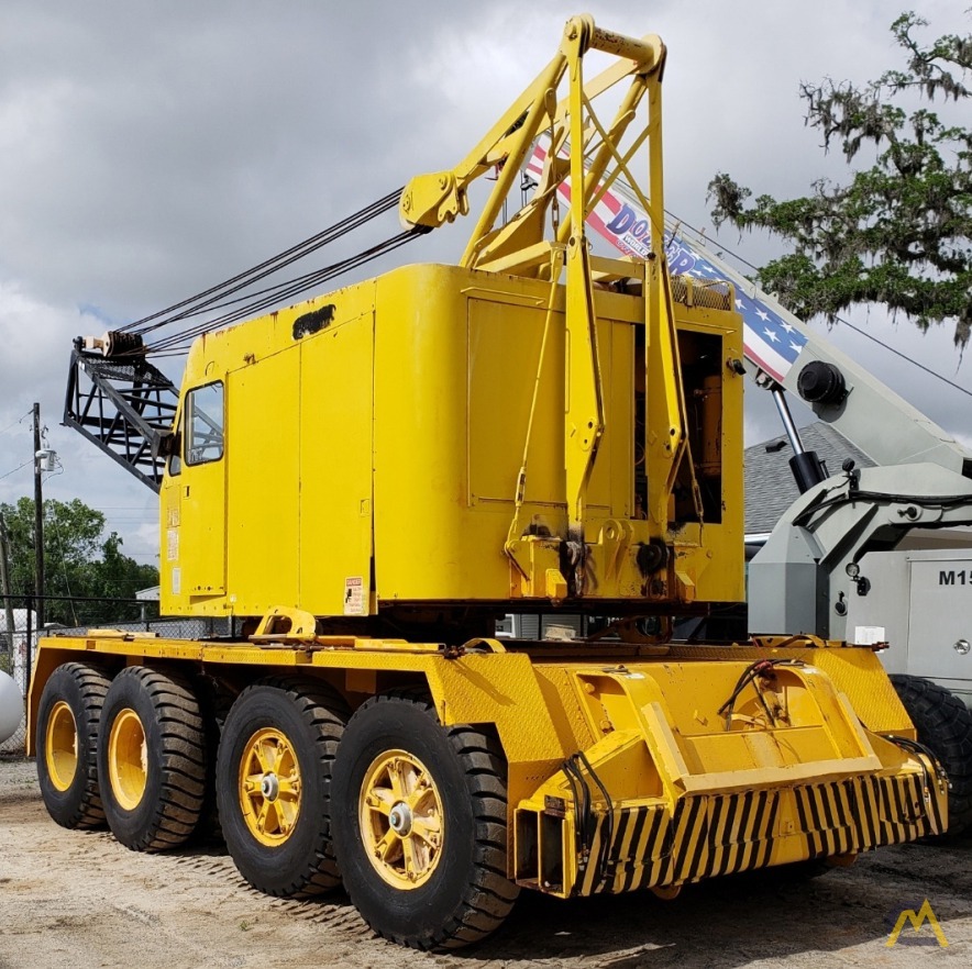 Link-Belt UC-108B 45-Ton Self-Propelled Lattice Boom Crane 2