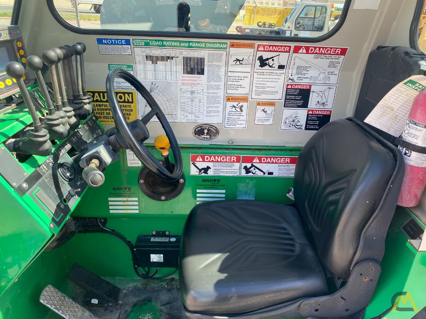 Low Hour Shuttlelift CD3339 9-Ton Carry Deck Crane 6