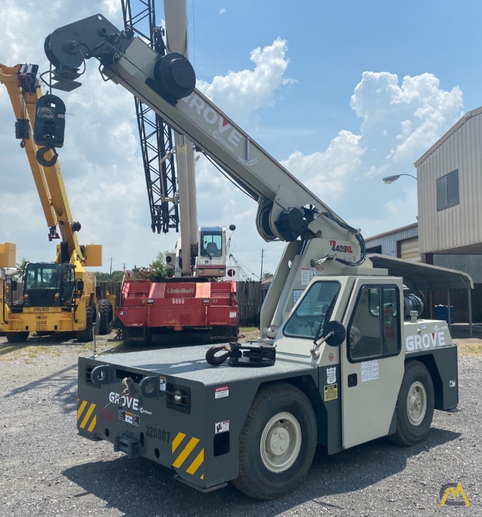 Low Hour Grove YB4409XL 8.5-Ton Carry Deck Crane 0