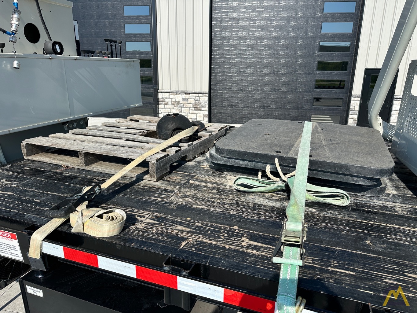 LOW HOURS National Series 900A / 9103A Boom Truck Crane on Peterbilt 340 8