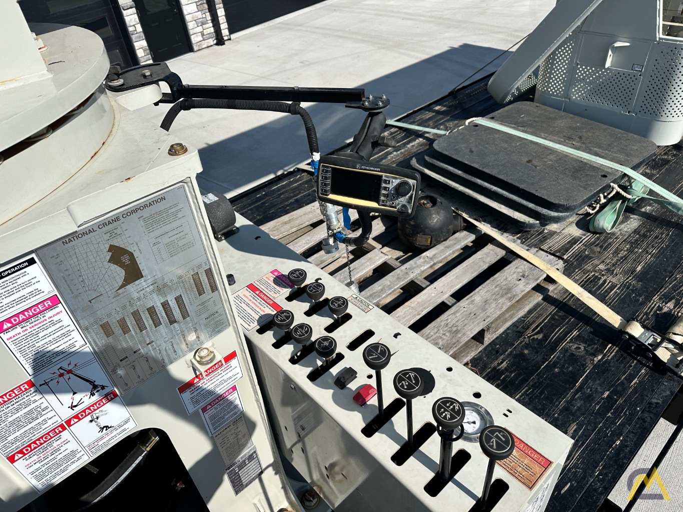 LOW HOURS National Series 900A / 9103A Boom Truck Crane on Peterbilt 340 13