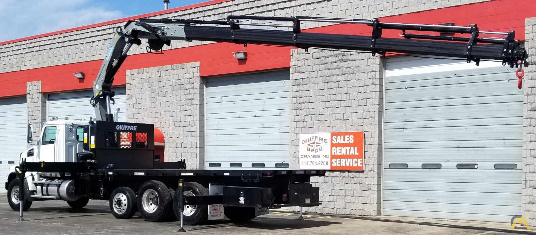 PM (MAC) 38528 SP 15.25-ton Knuckle Boom Crane on Western Star 4700SFA 3