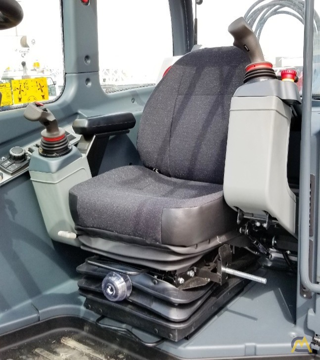 MAGNI HTH 20.10 19,999-Kg. Telehandler 7