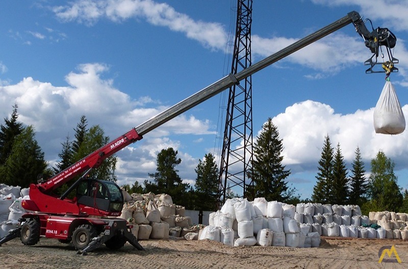 Magni RTH 4.18 4,000-Kg. Telehandler 0