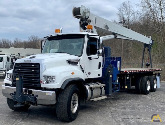 Manitex 26101C Boom Truck Crane on Freightliner 114SD 0