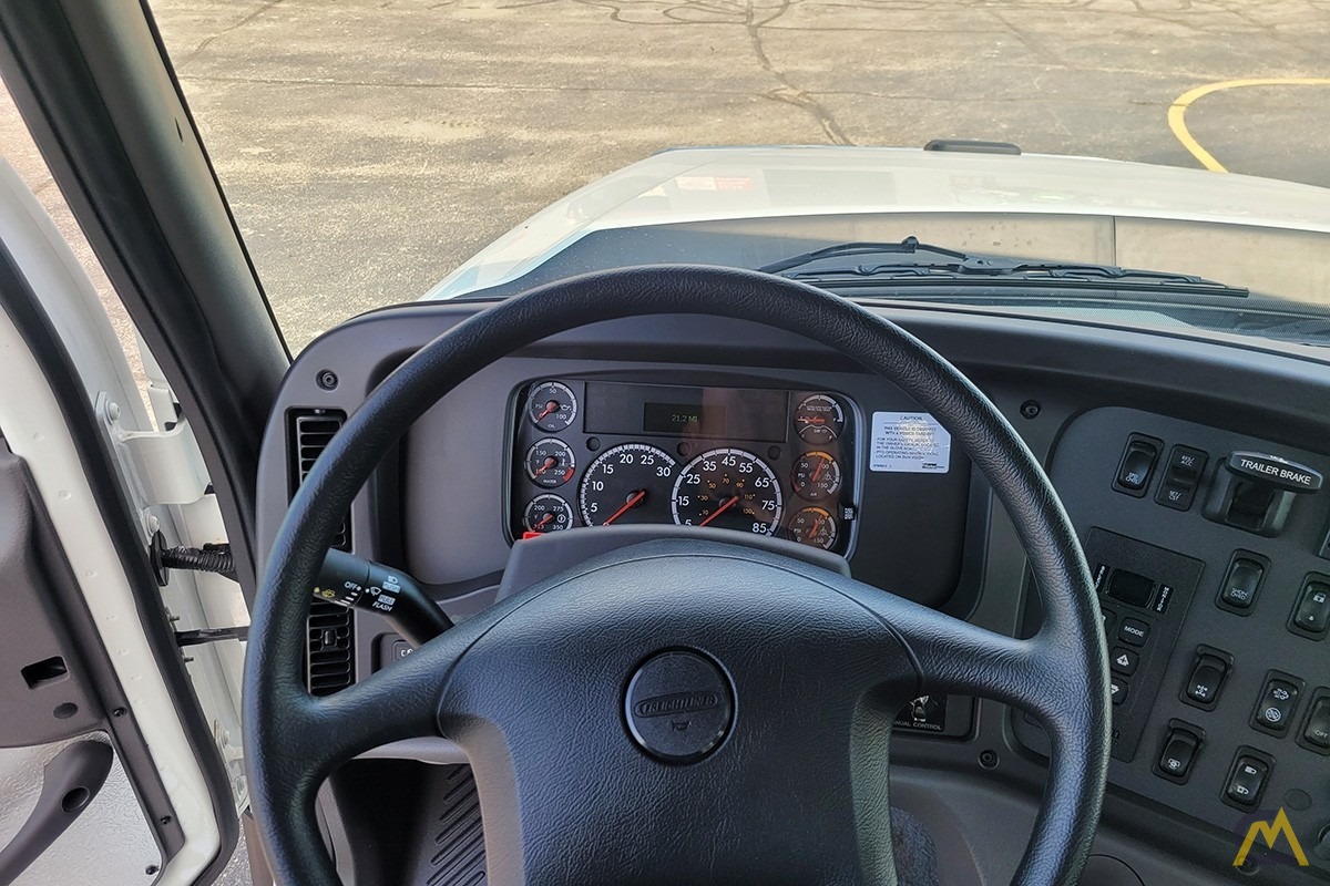 Manitex 110-35E 5.5-ton Trolley Boom on Freightliner 114SD 11