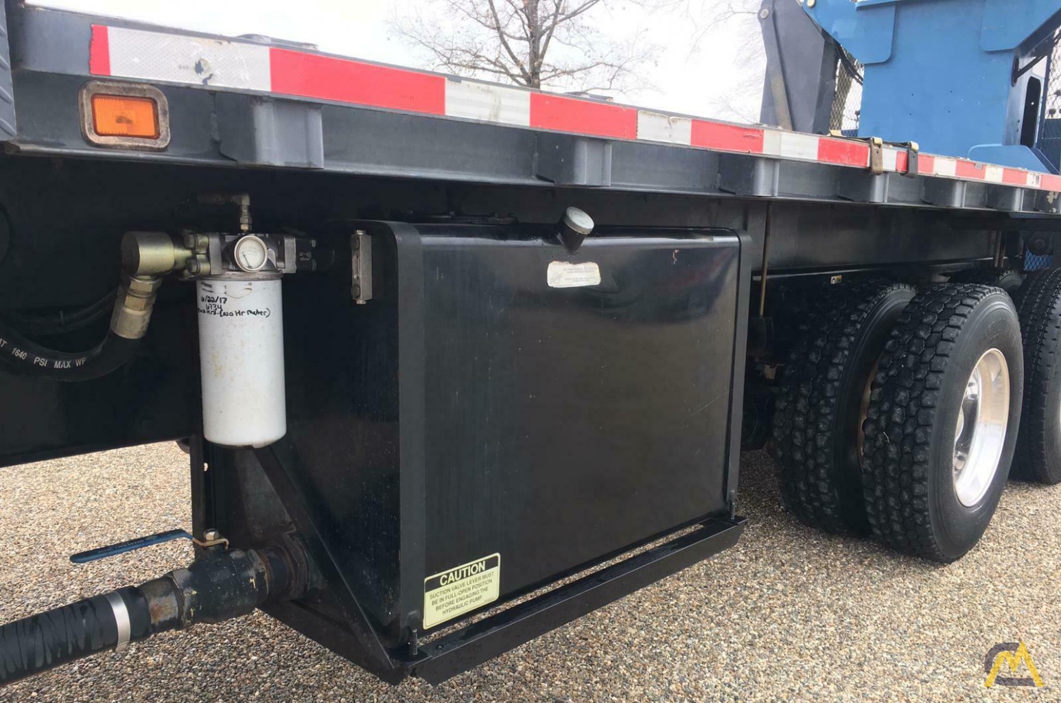 Manitex 124WL 25-Ton Boom Truck Crane on Peterbilt 367 6