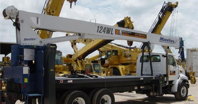 Manitex 124WL 25-Ton Un-Mounted Boom Truck Crane 1