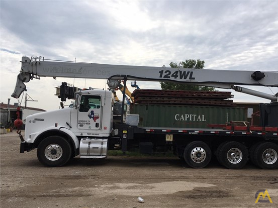 Manitex 30124 30-ton Boom Truck Crane 1