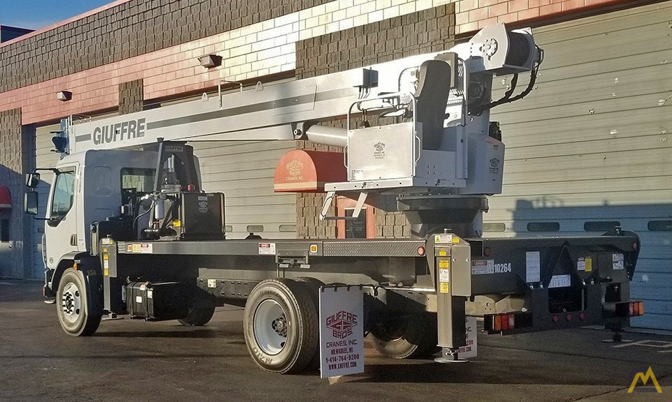 Manitex 22101S 22-Ton Boom Truck Crane 4