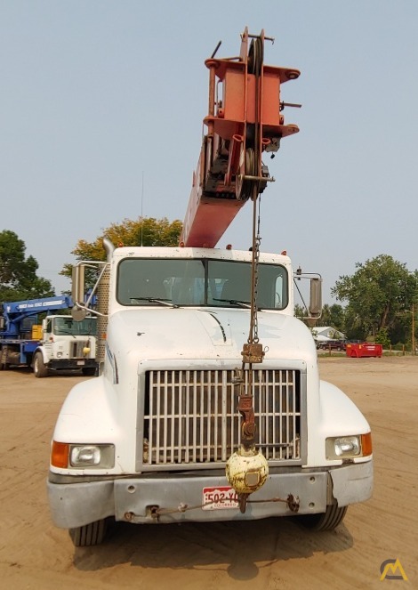 Manitex 22101S 22-ton Boom Truck Crane on International 9400