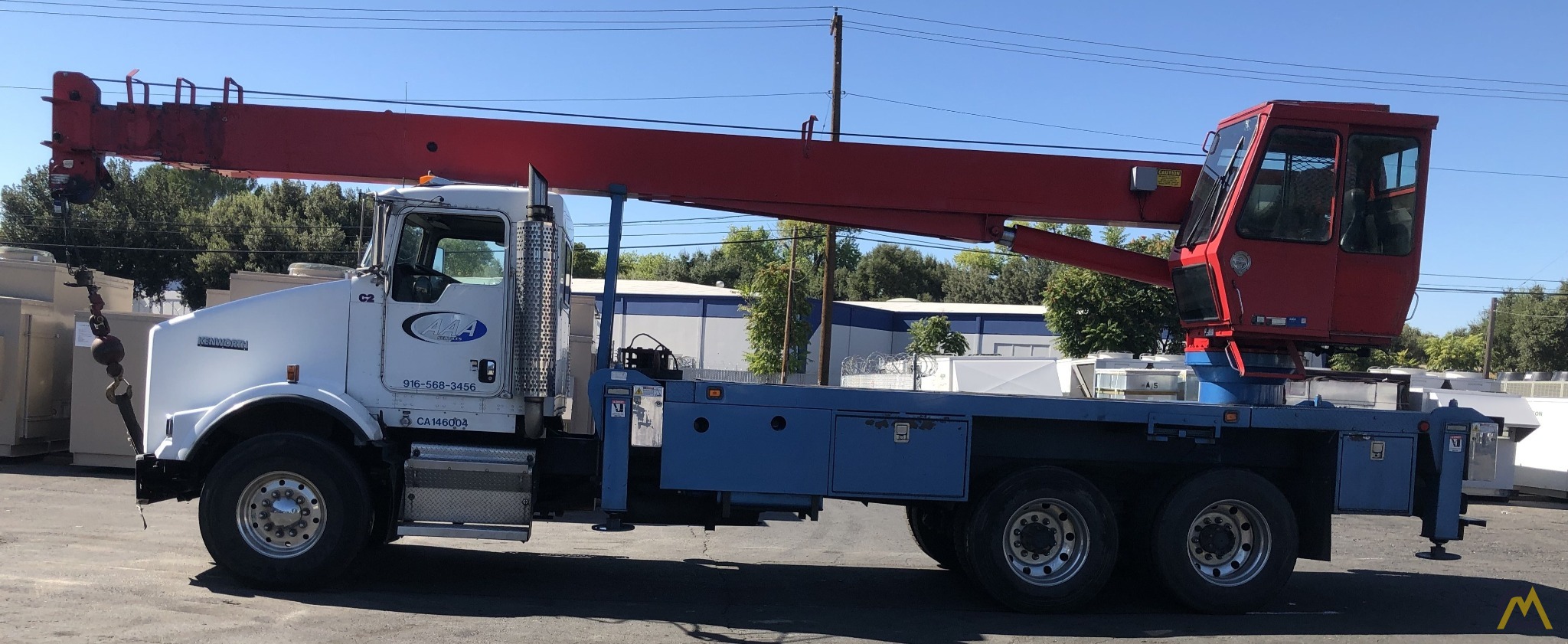 Manitex 22101S 22-ton Boom Truck Crane on Kenworth T800 0
