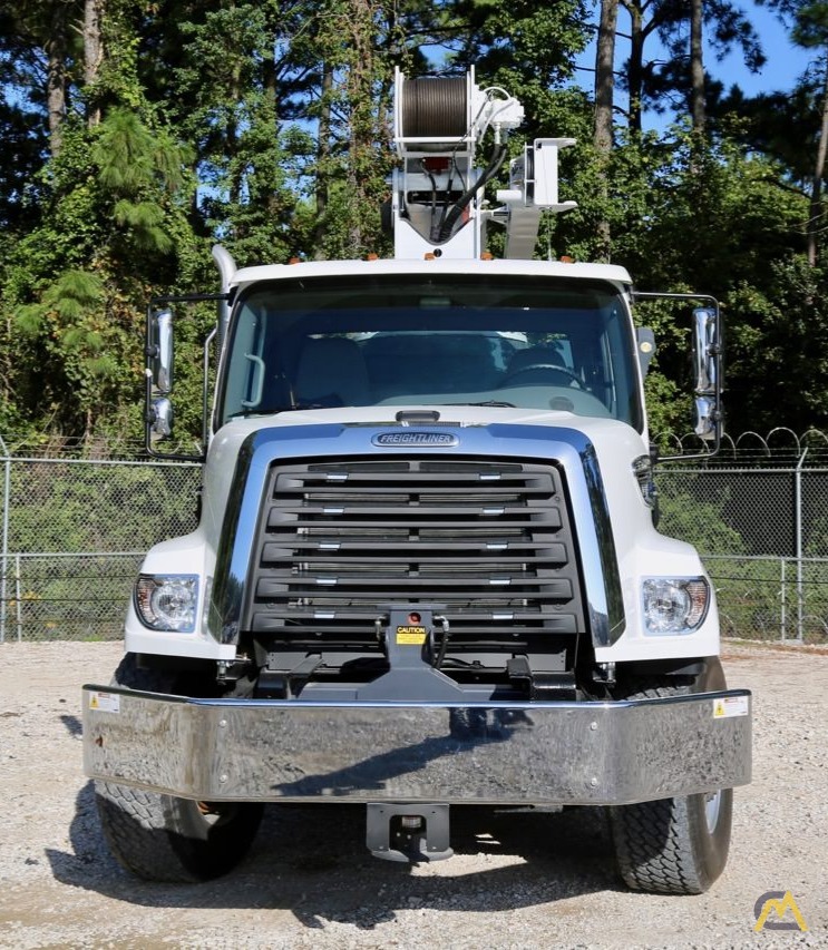 Manitex 26101C 26-Ton Boom Truck Crane 3