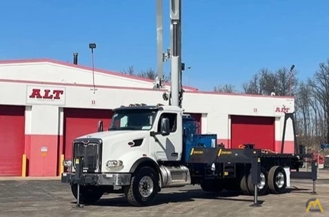 Manitex 26101C Boom Truck Crane on Peterbilt 567 0