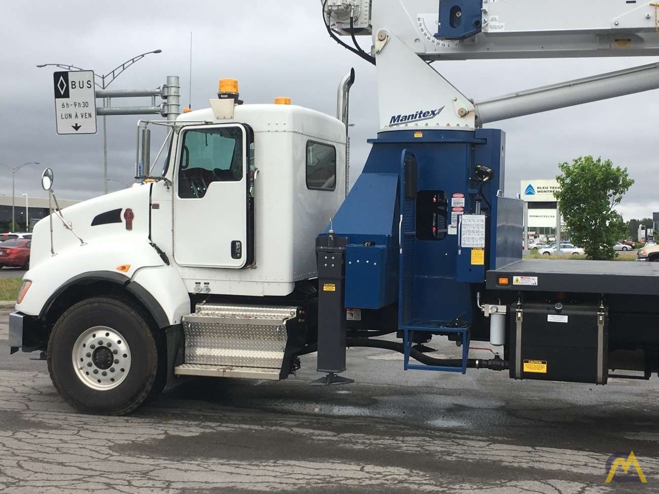 Manitex 2892C 28-Ton Boom Truck Crane 1