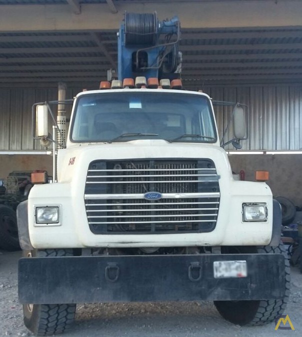 1998 Manitex 30100C 30-Ton Boom Truck Crane; CranesList ID: 92 4