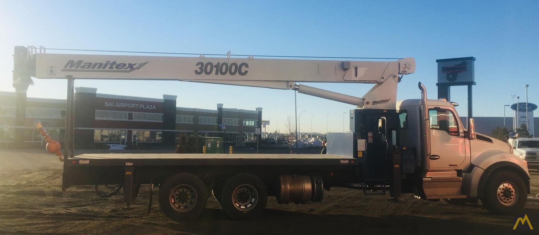 Manitex 30100C 30-Ton Boom Truck Crane 4