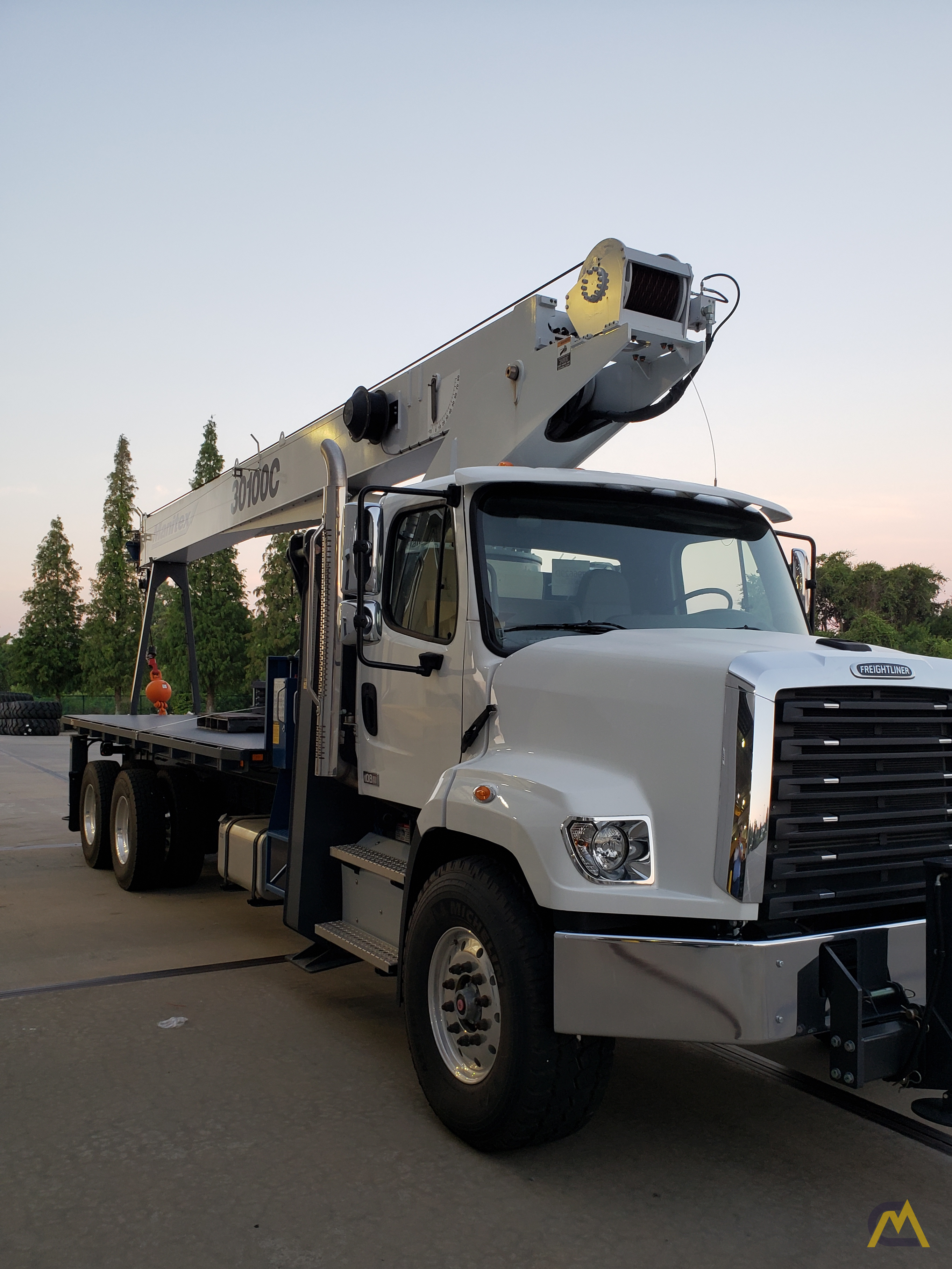 Manitex 30100C 30-Ton Boom Truck Crane on Freightliner 108SD 3