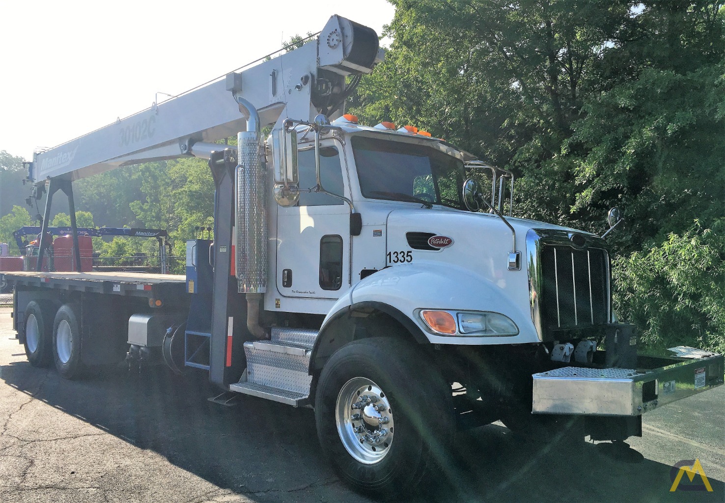 Manitex 30102C 30-Ton Boom Truck Crane 6