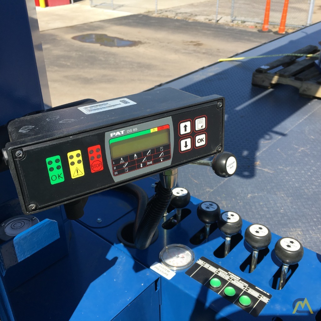 Manitex 30102C 30-ton Boom Truck Crane 10