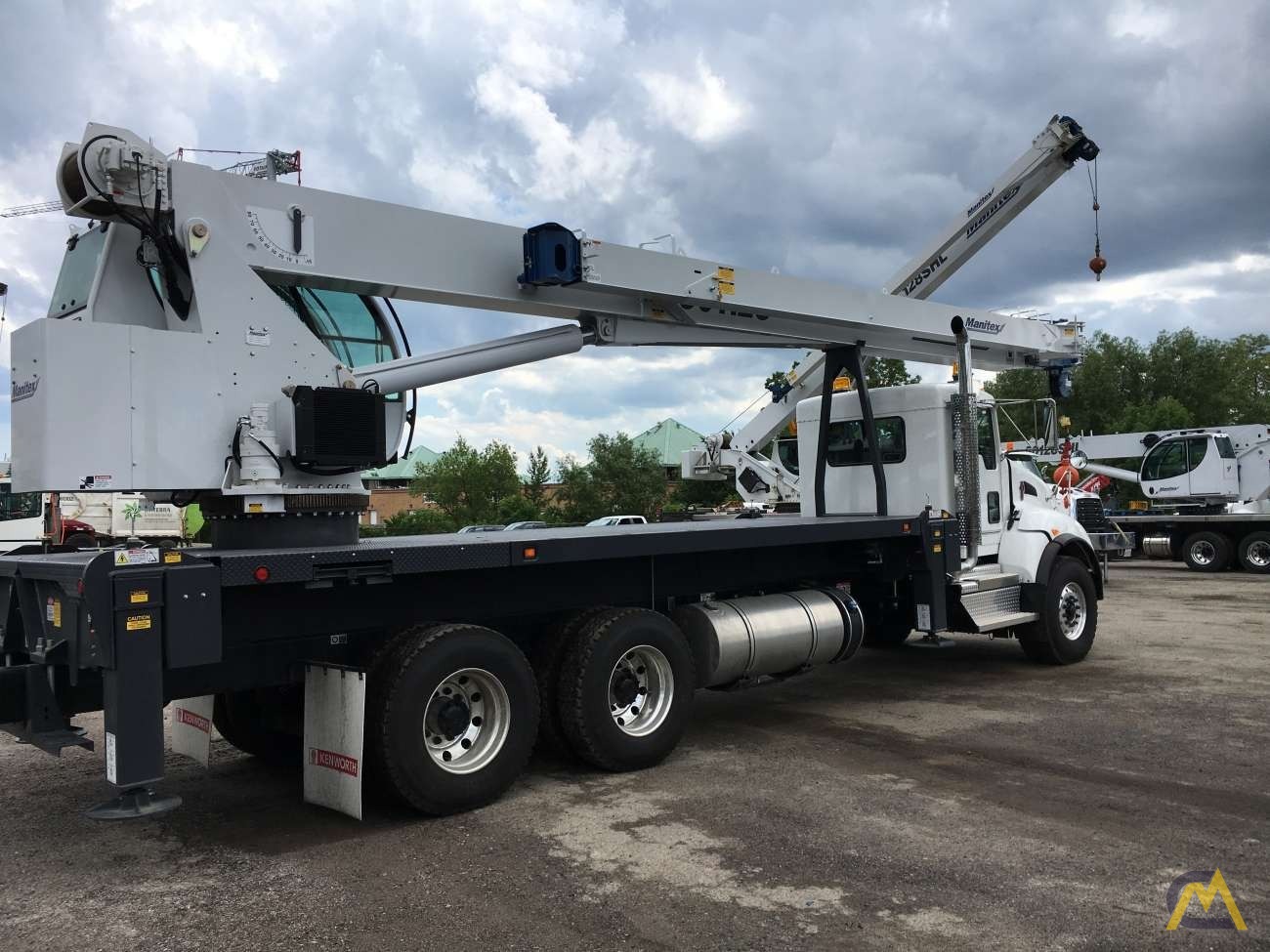 Manitex 30112S 30-Ton Boom Truck Crane 4