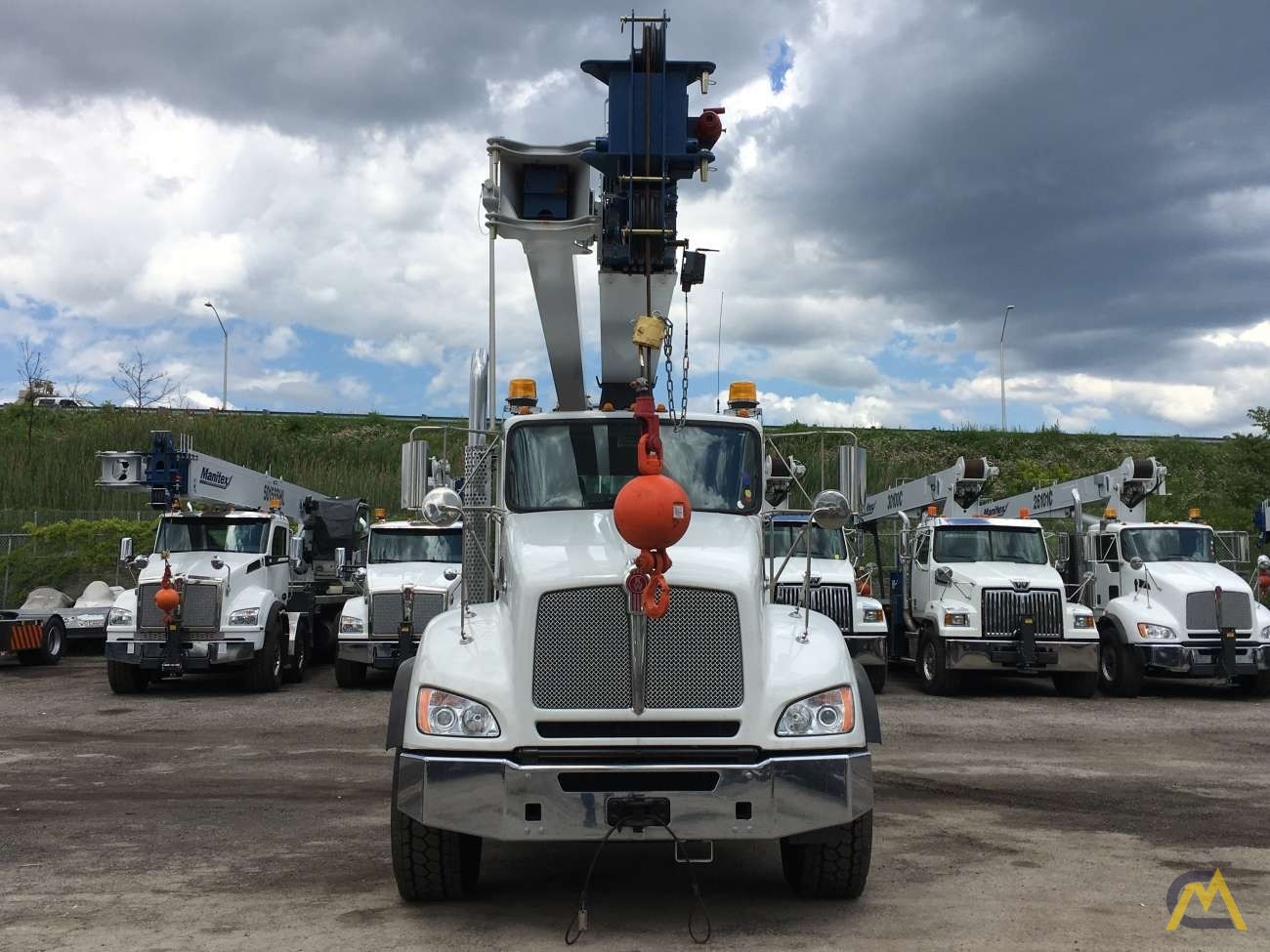 Manitex 30112S 30-Ton Boom Truck Crane 1
