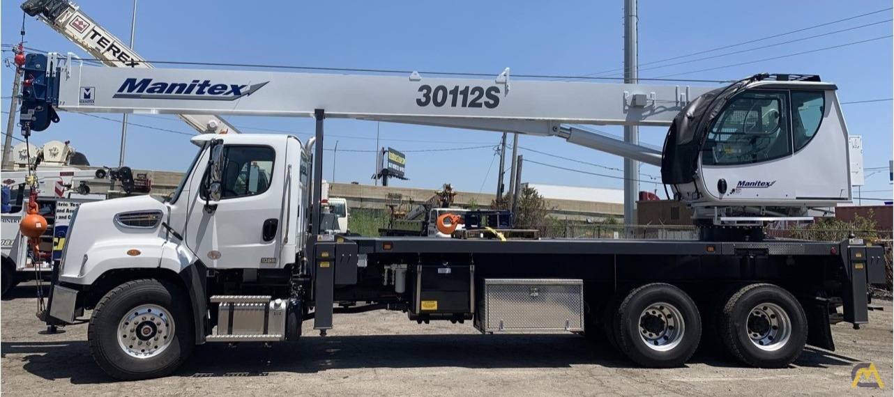 Manitex 30112S 30-Ton Boom Truck Crane on Freightliner 108SD 1