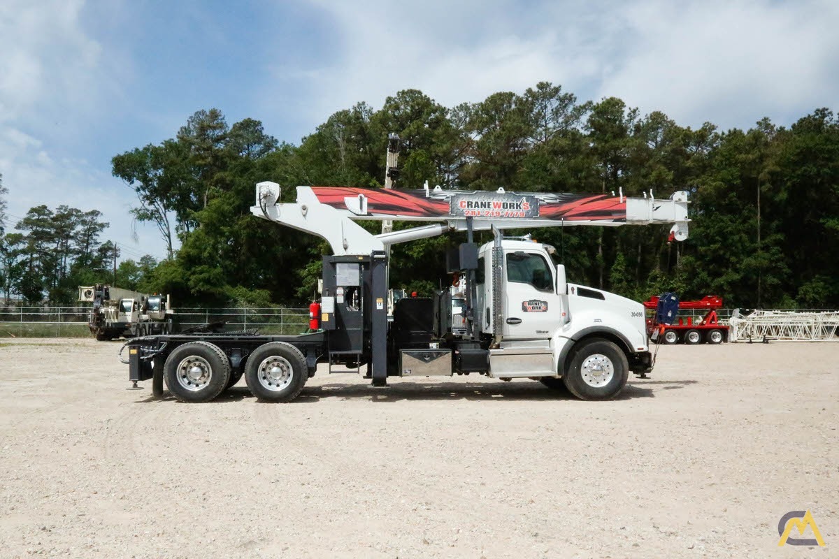Manitex 3051T 30-Ton Boom Truck Crane on 2019 Kenworth T880 for Rent 18