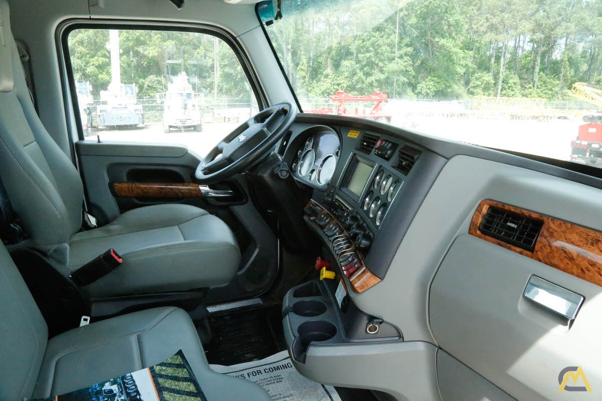 Manitex 3051T 30-Ton Boom Truck Crane on 2019 Kenworth T880 for Rent 19