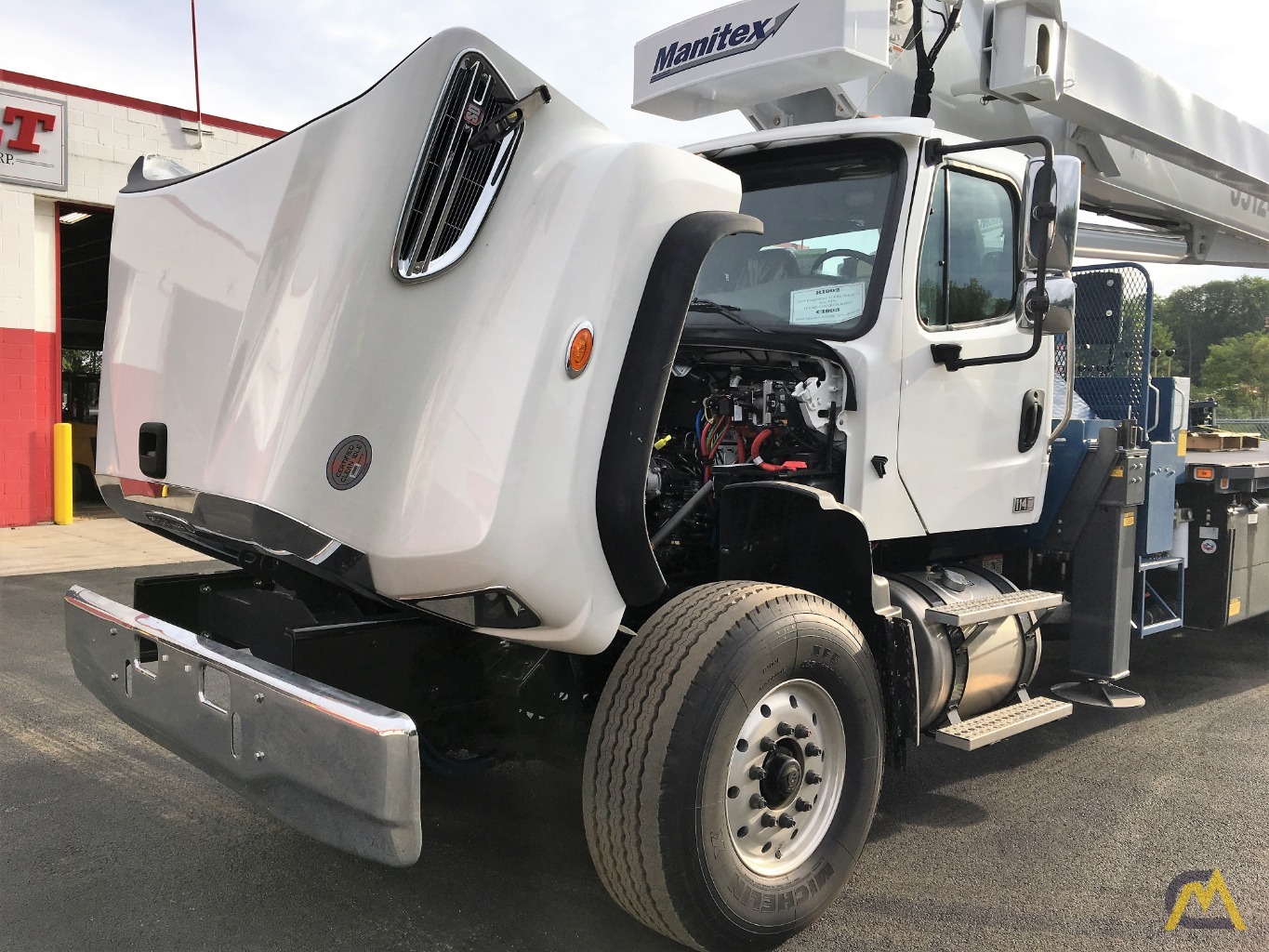 Manitex 35124C 35-Ton Boom Truck Crane 10