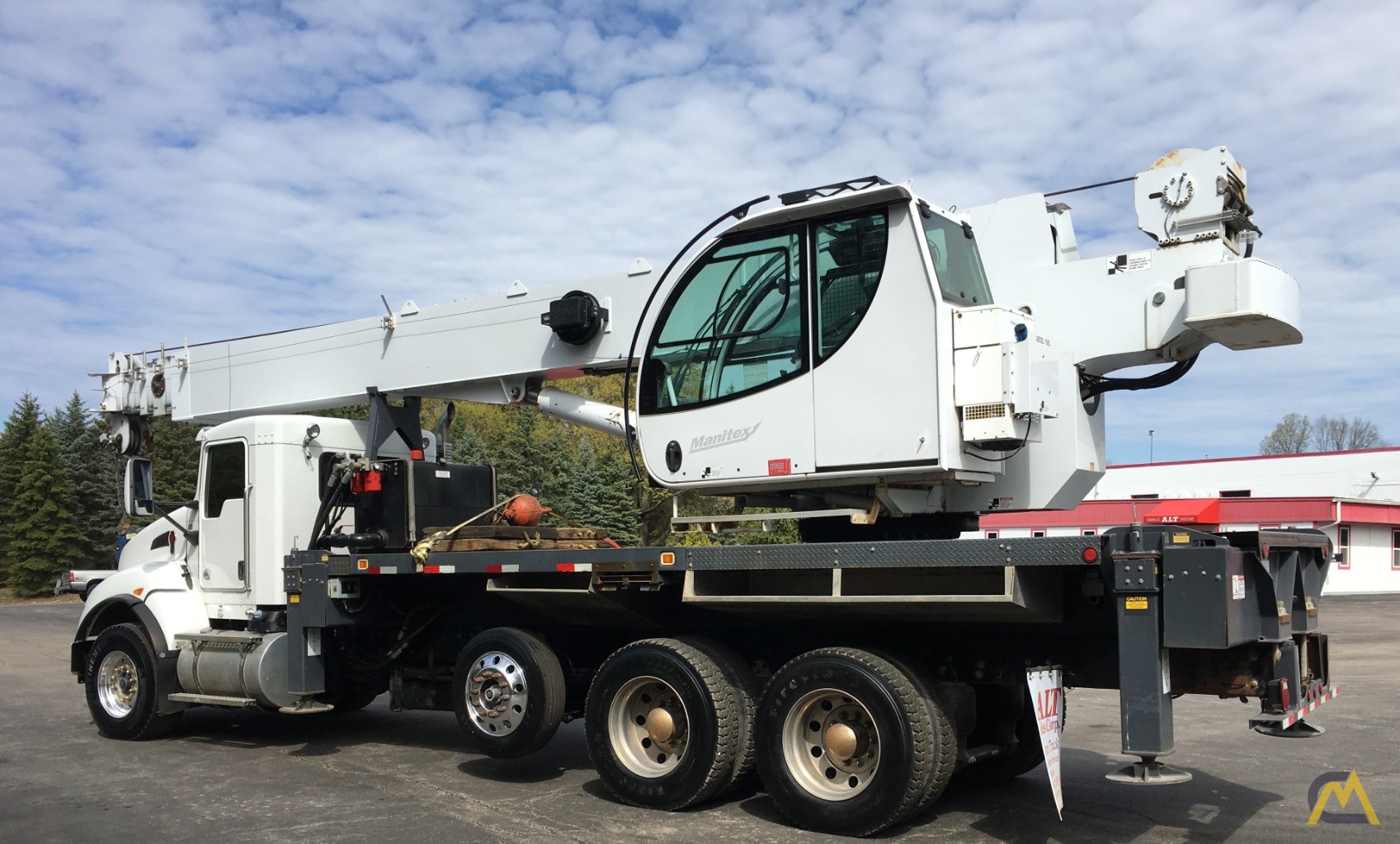 Manitex 40124S 40-Ton Boom Truck Crane 2