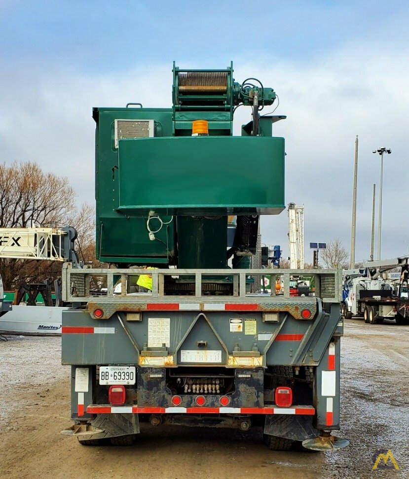 Manitex 40124SHL 40-ton Boom Truck Crane on Kenworth T800 Tri-Drive 5