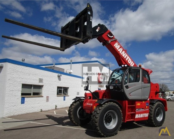 Manitou MHT10130 14-Ton Lift Truck 6