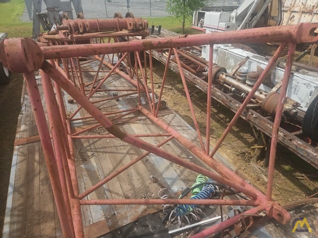 Manitowoc 151' of #16 Tubular Lattice Boom - CranesList ID: 1008 11