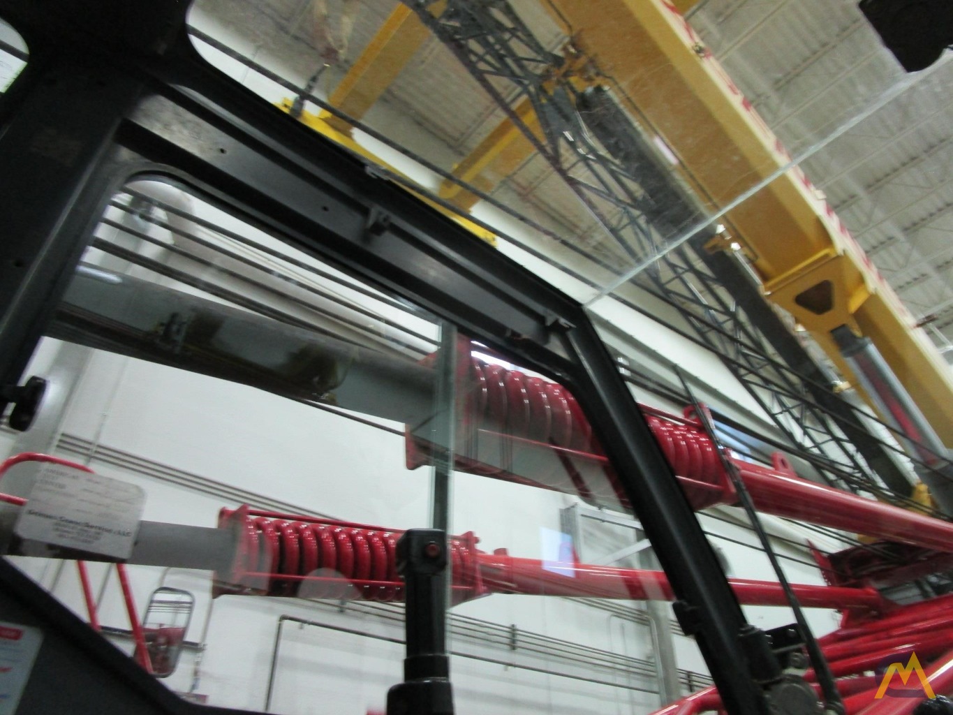 Manitowoc 10000 100-Ton Lattice Boom Crawler Crane 7