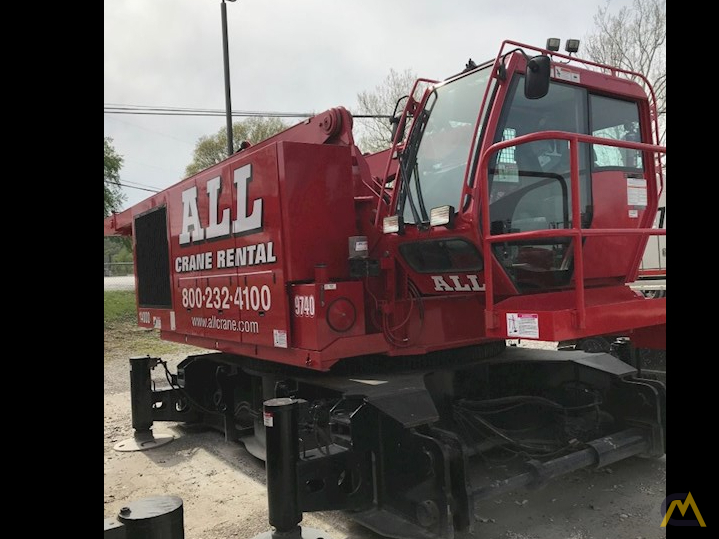 Manitowoc 14000 220-Ton Crawler Crane 0