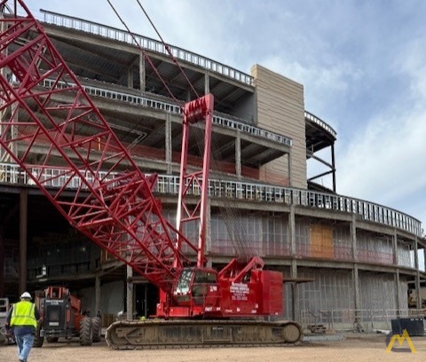 Manitowoc 14000 220-Ton Lattice Boom Crawler Crane 0