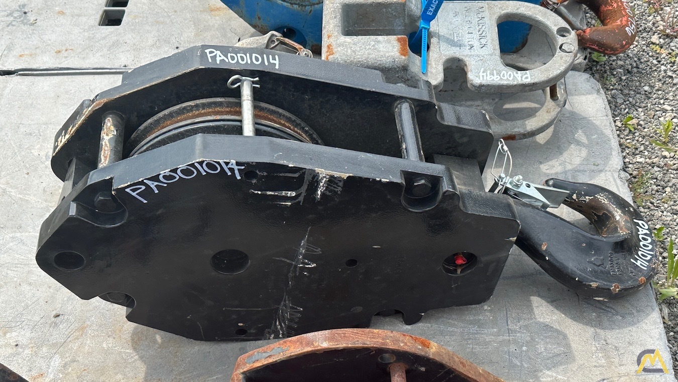 Manitowoc 22 Ton Clevis Hook Block – 2 Sheave, 9/16