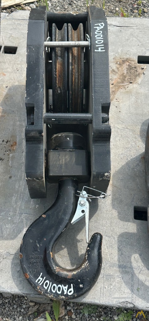 Manitowoc 22 Ton Clevis Hook Block – 2 Sheave, 9/16