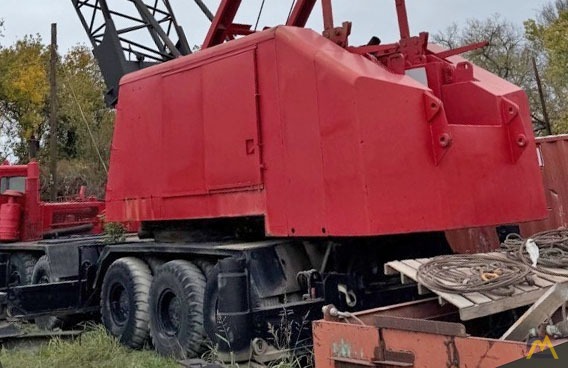Manitowoc 3900T Lattice Boom Conventional Truck Crane 0