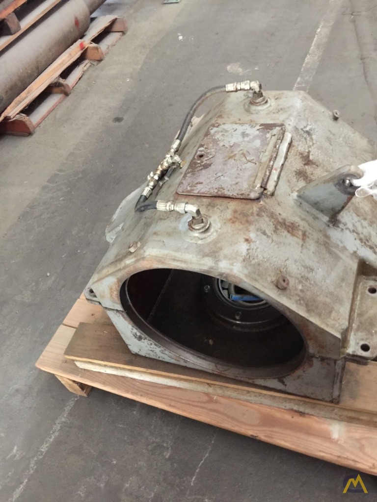 Vertical & Horizontal Swing Shaft Housing for Manitowoc 4100 2