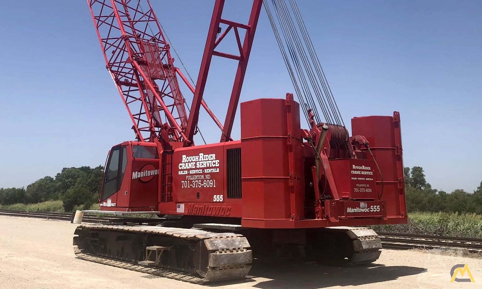 Manitowoc 555 150-Ton Lattice Boom Crawler Crane  0