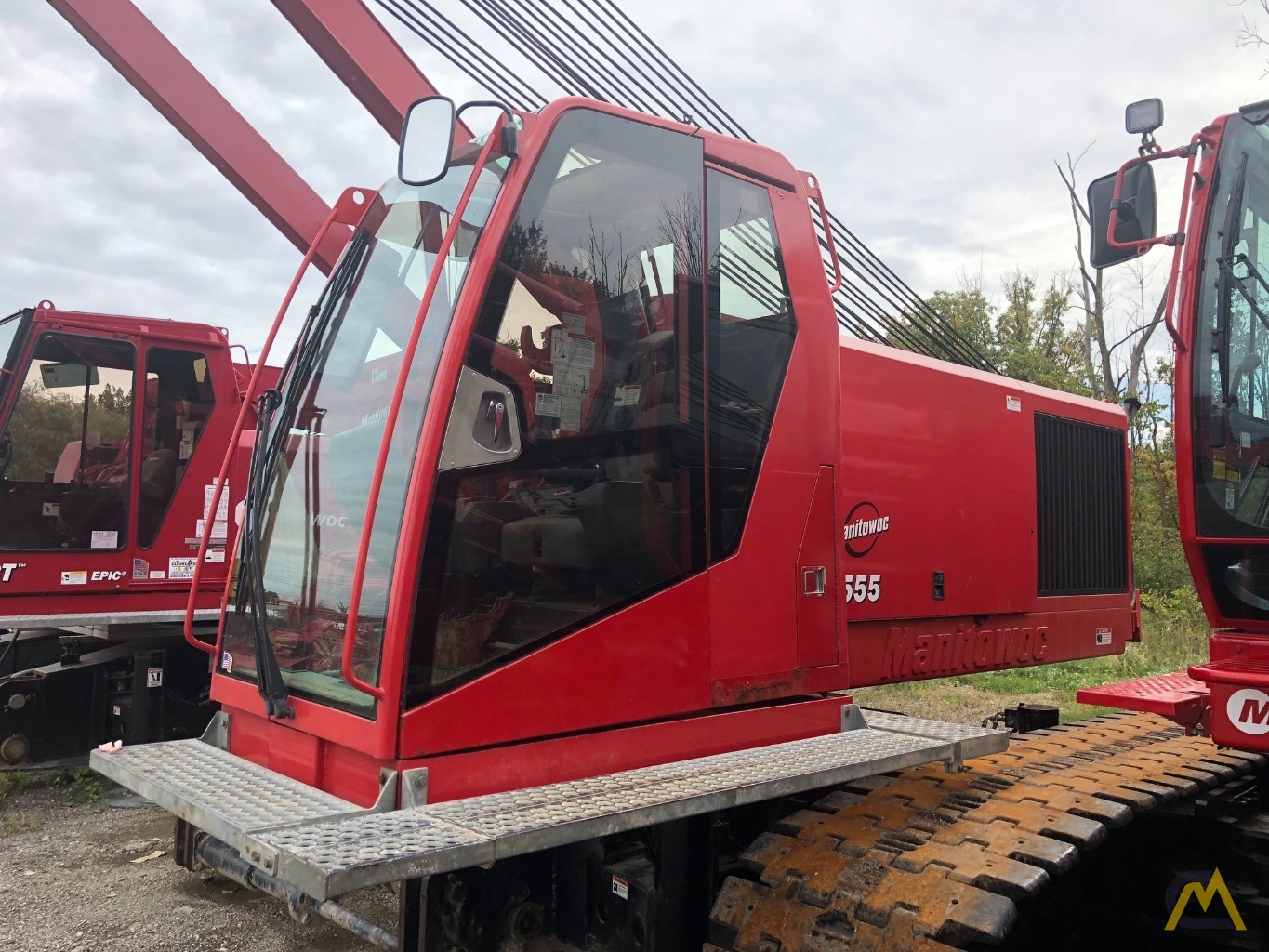Manitowoc 555 S2 150Ton Lattice Boom Crawler Crane For Sale or Rent