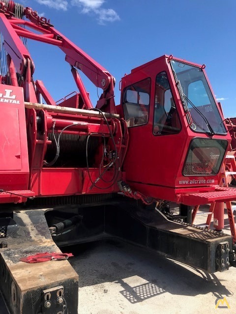 Manitowoc 888 230-Ton Lattice Boom Crawler Crane 2