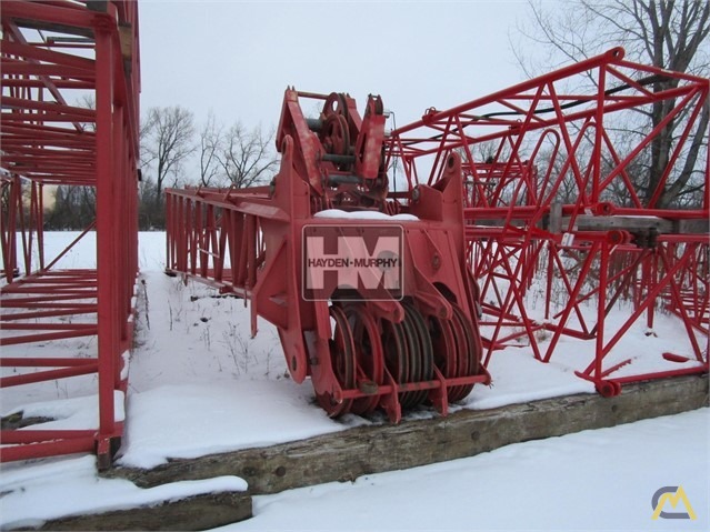 Manitowoc 999 275-Ton Lattice Boom Crawler Crane 10