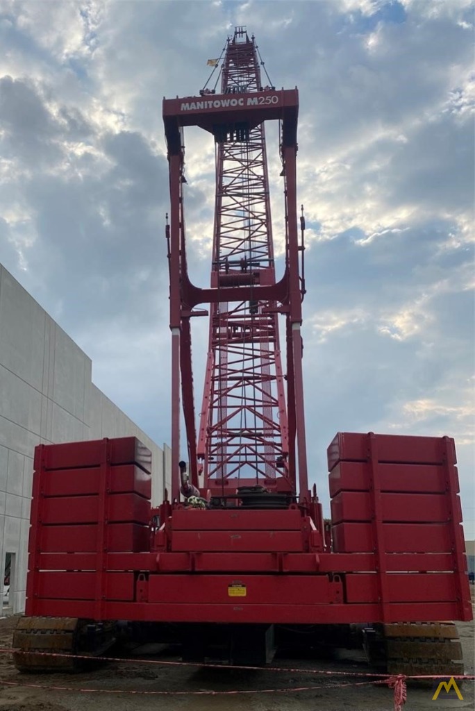 Manitowoc M250 Series 2 300-Ton Crawler Crane 2