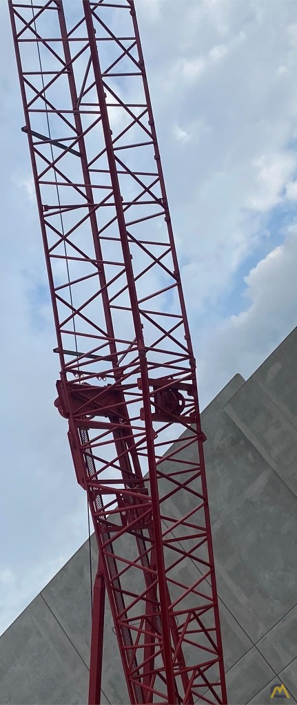 Manitowoc M250 Series 2 300-Ton Crawler Crane 7